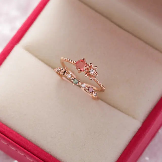 Exquisite Crystal Flower Ring