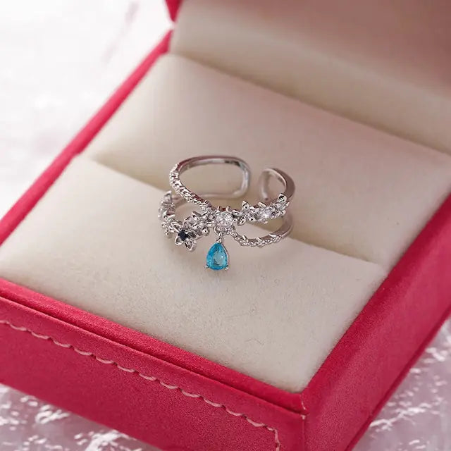 Exquisite Crystal Flower Ring